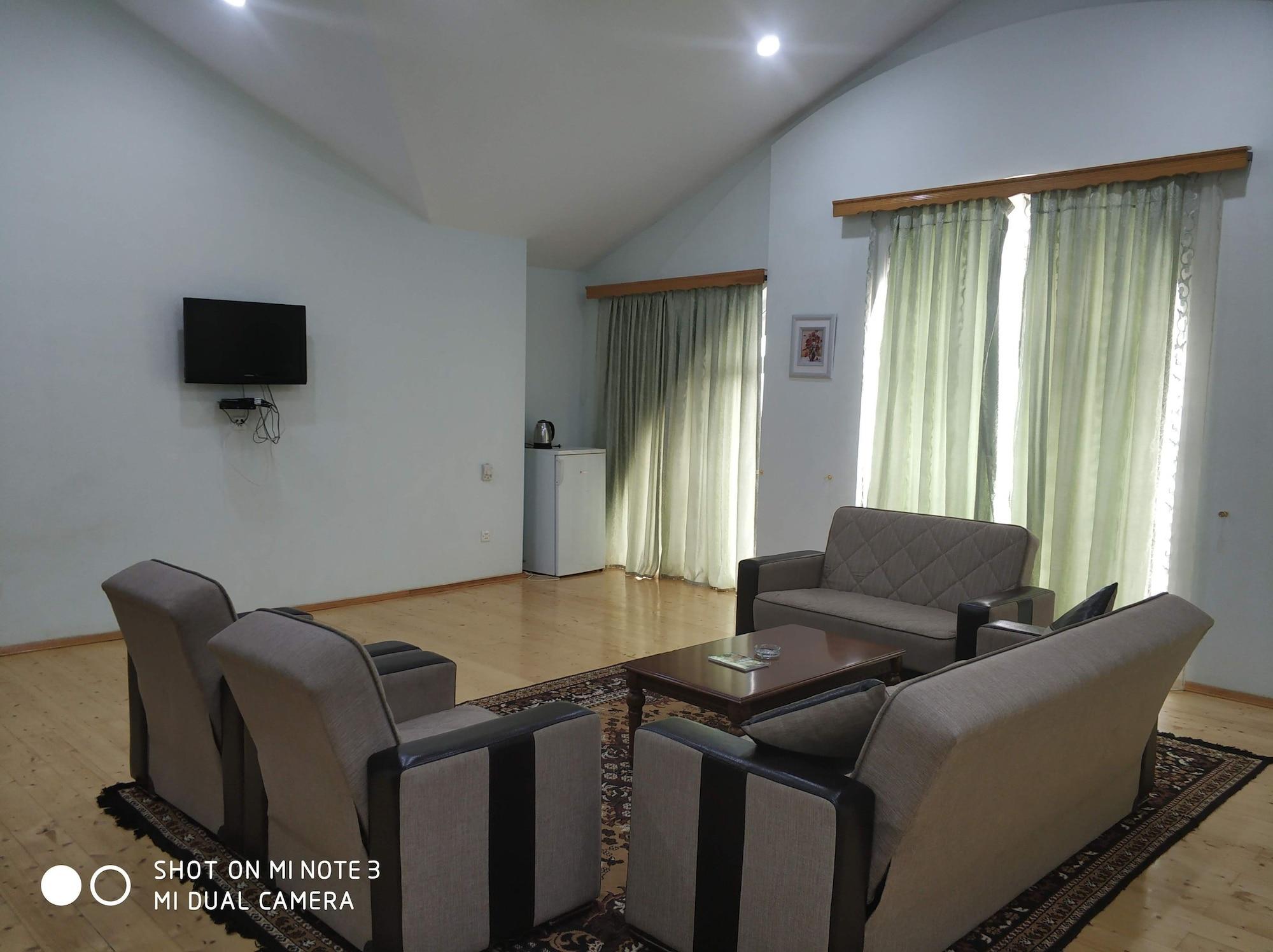Aef Hotel Baku Luaran gambar