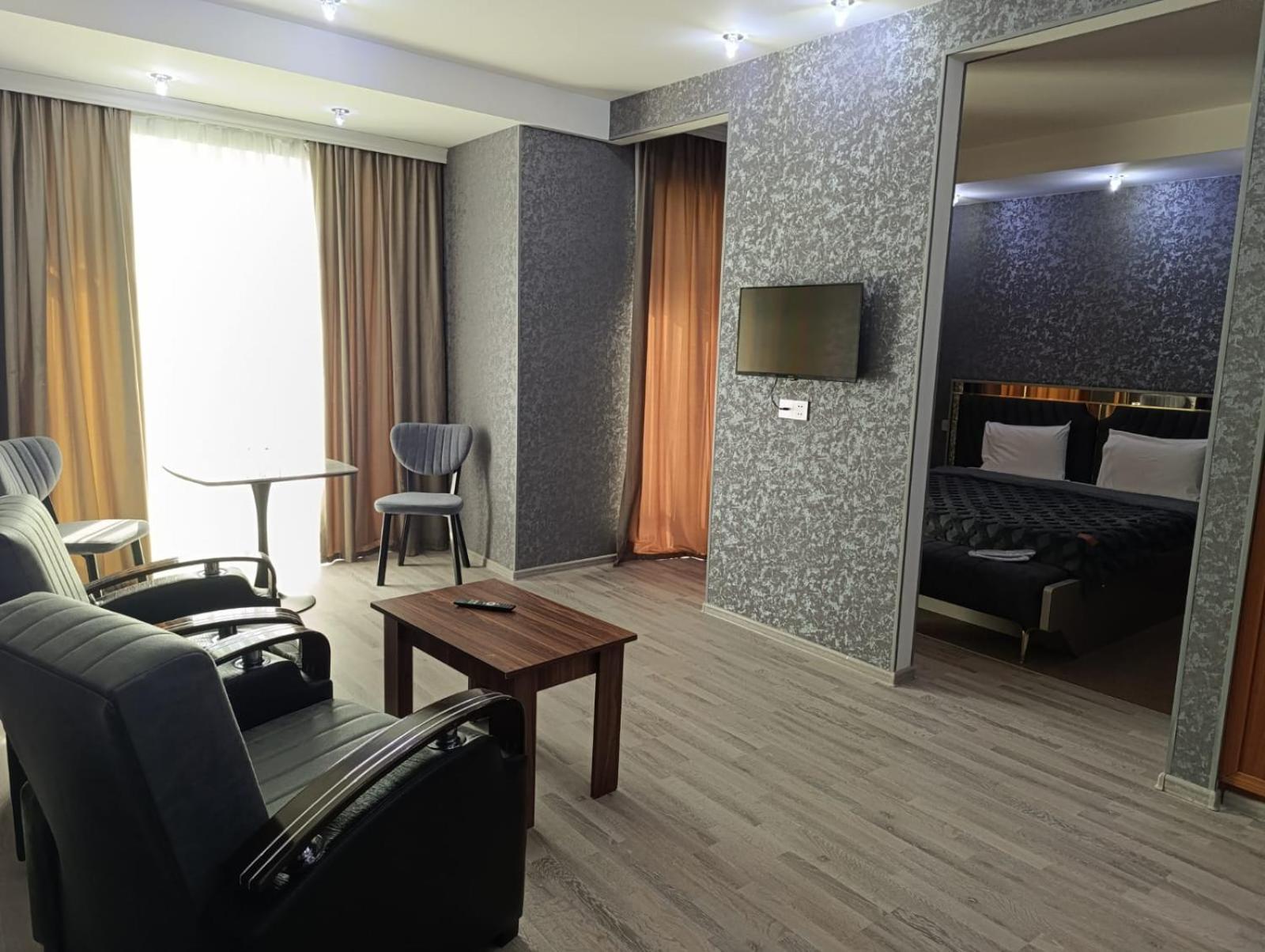 Aef Hotel Baku Luaran gambar